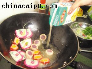 �����ڽ��ܸ��ر����ձ��ˡ��ձ���������