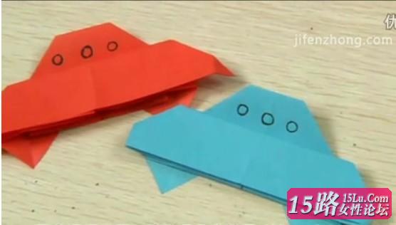 用卡纸来自己制作一直逼真的小燕子手工折纸噢