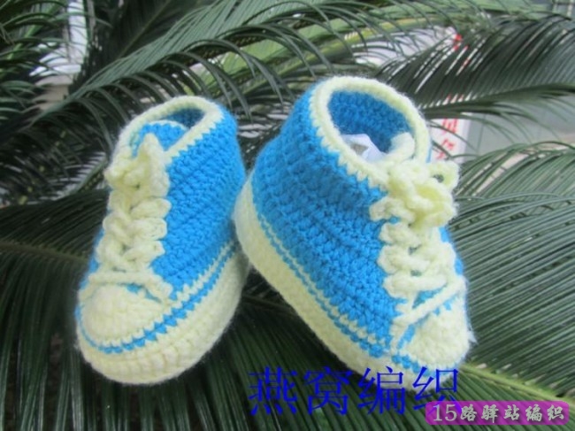 钩足球鞋及图解，宝宝球鞋的织法|钩针花样图解 - 15路驿站