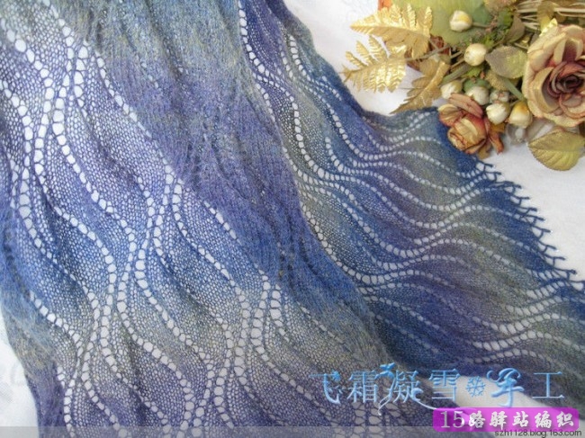 波纹花样编织出来的流苏围巾图解,很棒的!
