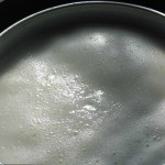 用豆浆机自制米皮的方法